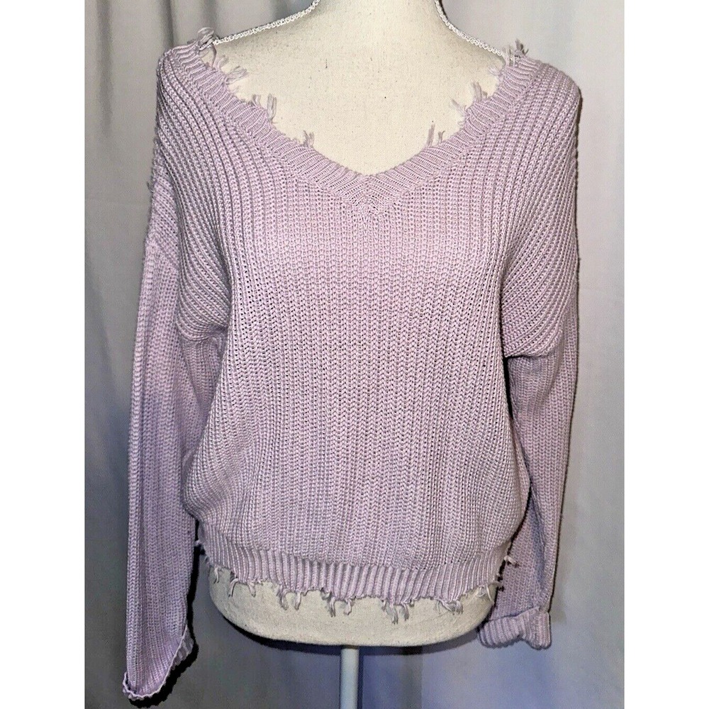 New Moon And Madison Sweater Size Small Lavender Long Sleeve Vneck Pullover